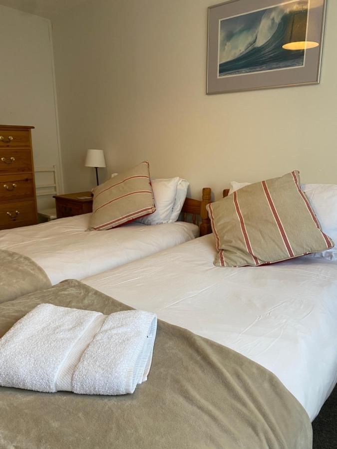 Trafalgar, Lovely Ground Floor Flat With Outside Patio Garden, Minutes Walk To Seafront سيفيو المظهر الخارجي الصورة