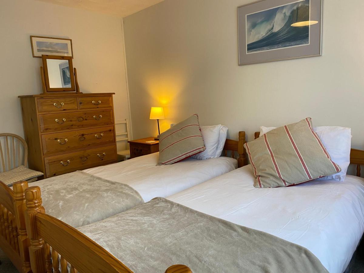 Trafalgar, Lovely Ground Floor Flat With Outside Patio Garden, Minutes Walk To Seafront سيفيو المظهر الخارجي الصورة