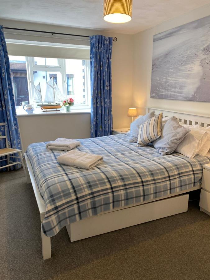 Trafalgar, Lovely Ground Floor Flat With Outside Patio Garden, Minutes Walk To Seafront سيفيو المظهر الخارجي الصورة